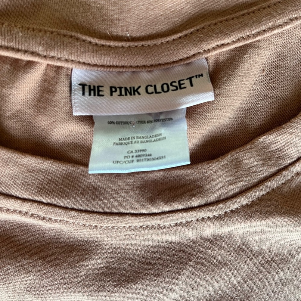 The Pink Closet tshirt size L - Picture 3 of 3
